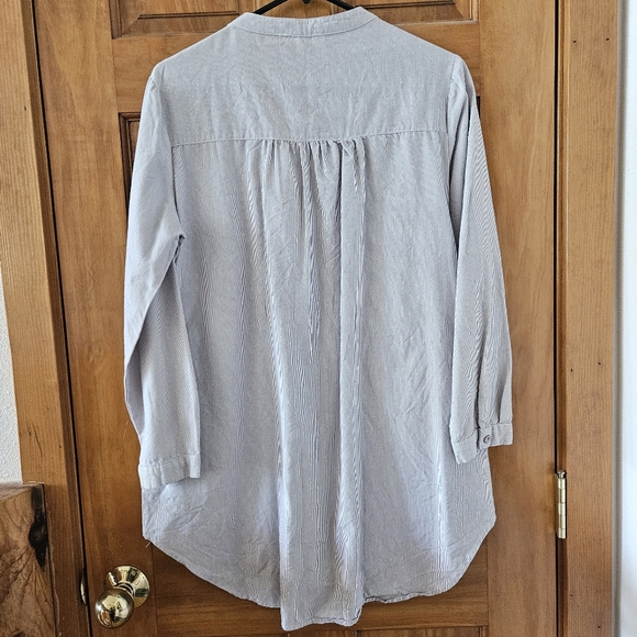 Orange Creek Women's Tunic Top - Picture 7 of 8